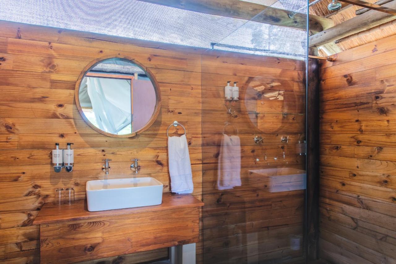 Luxury tent Shindzela Tented Camp